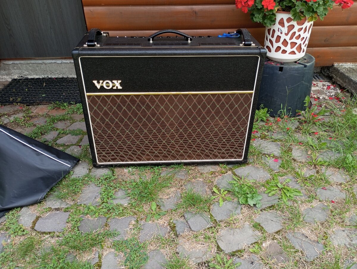 Predám Vox AC 30 c2