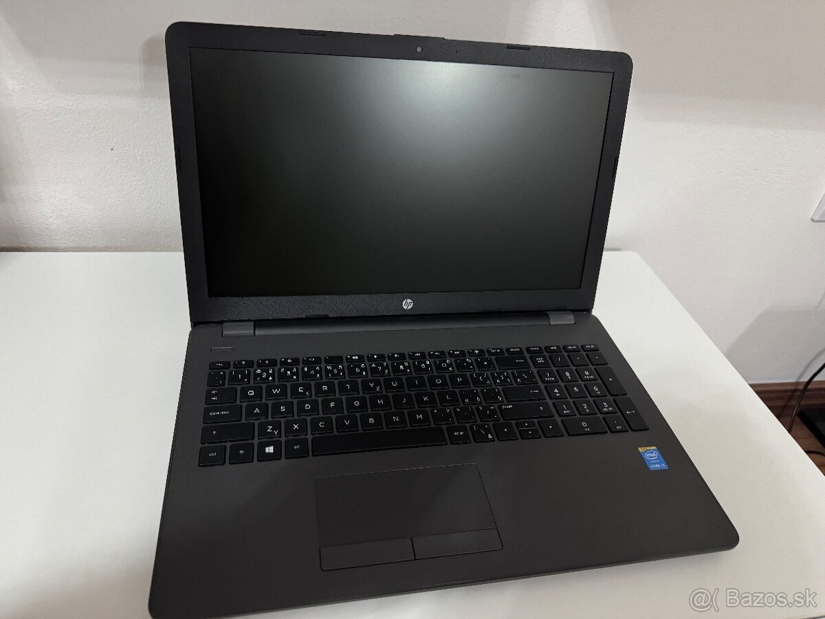 HP 250 G6 – i3-5005U, 8GB RAM, 256GB SSD