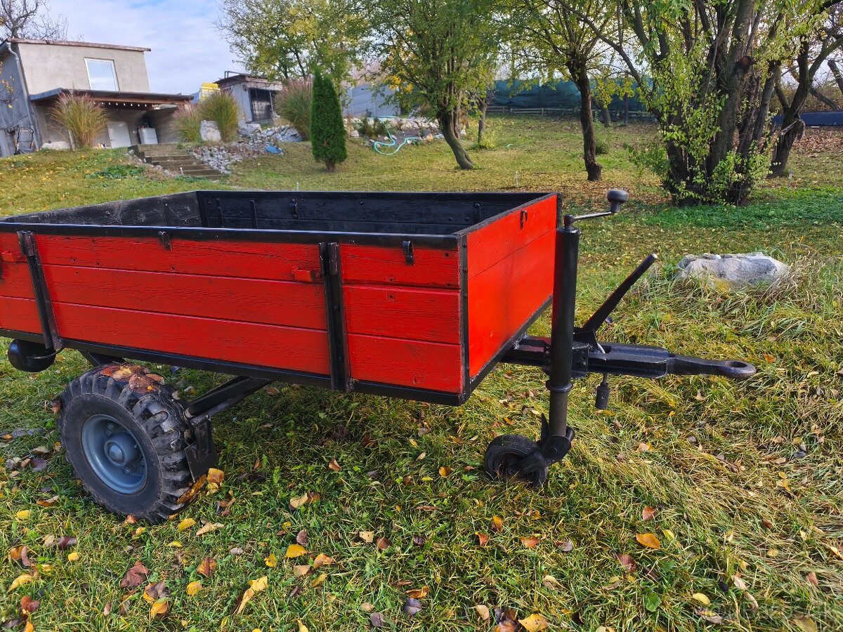 Vlečka za malotraktor