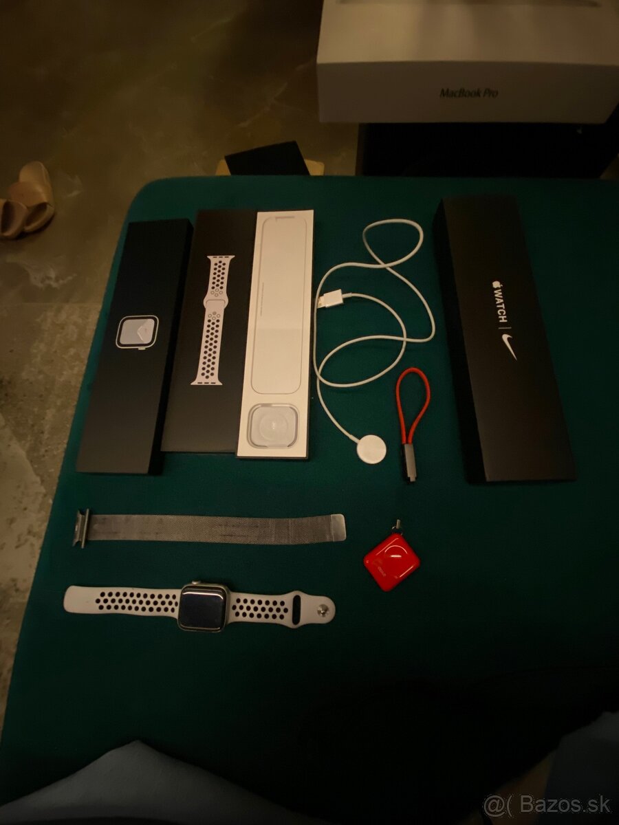 Apple watch 6seria, edícia Nike šport 44mm