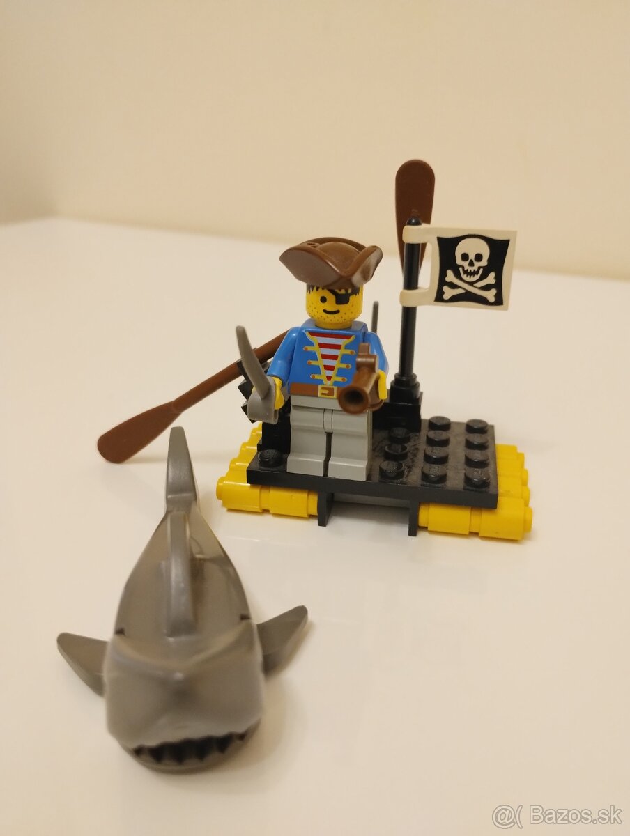 LEGO Pirates 6234 Renegade's Raft
