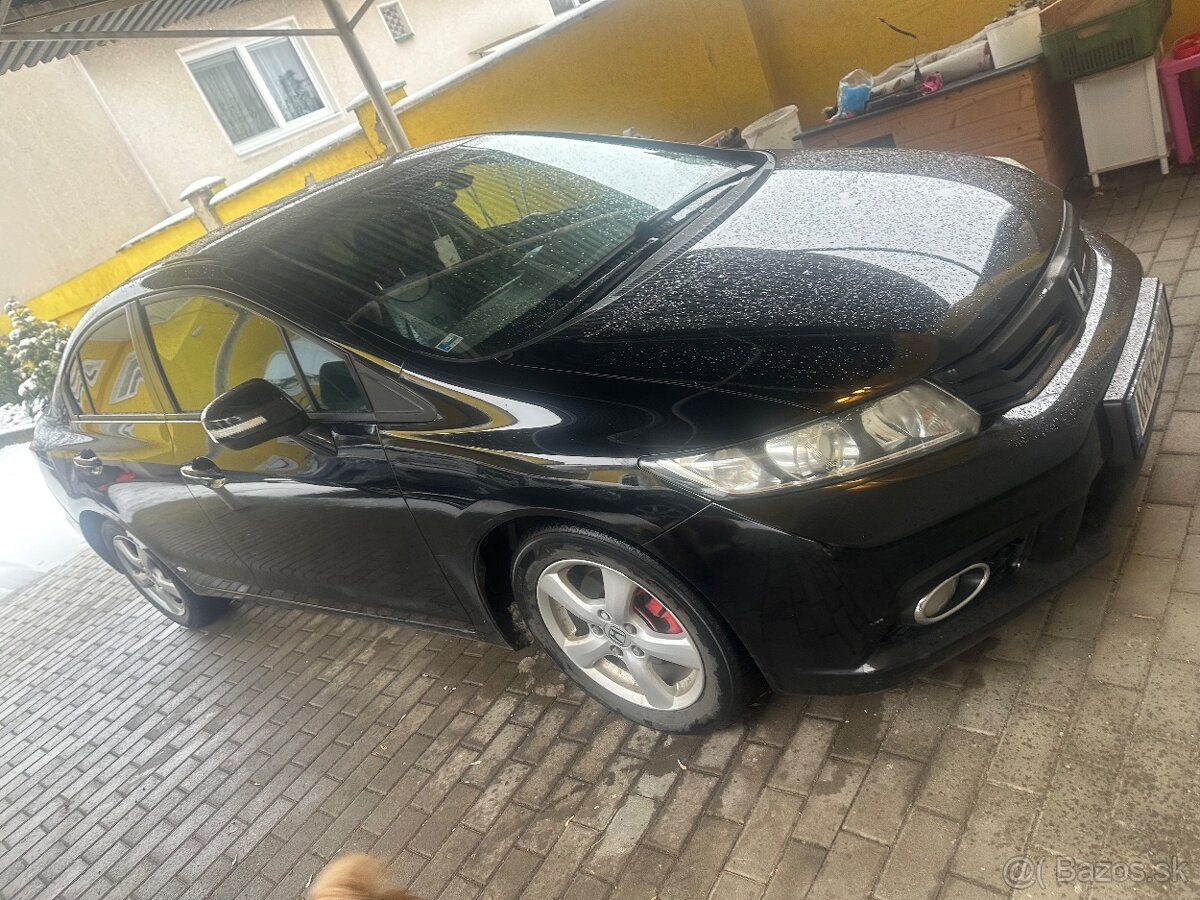 Honda Civic IX saloon