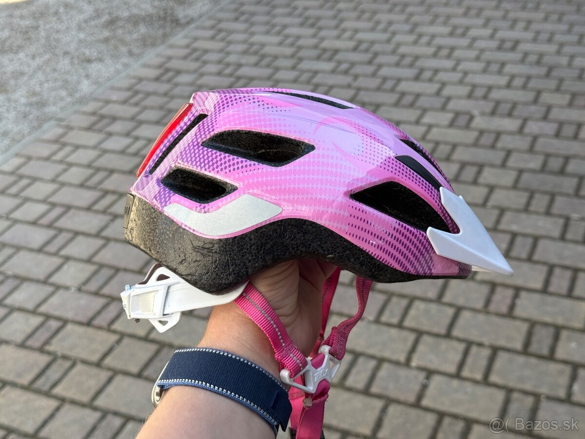 Detská helma na bicykel Specialized