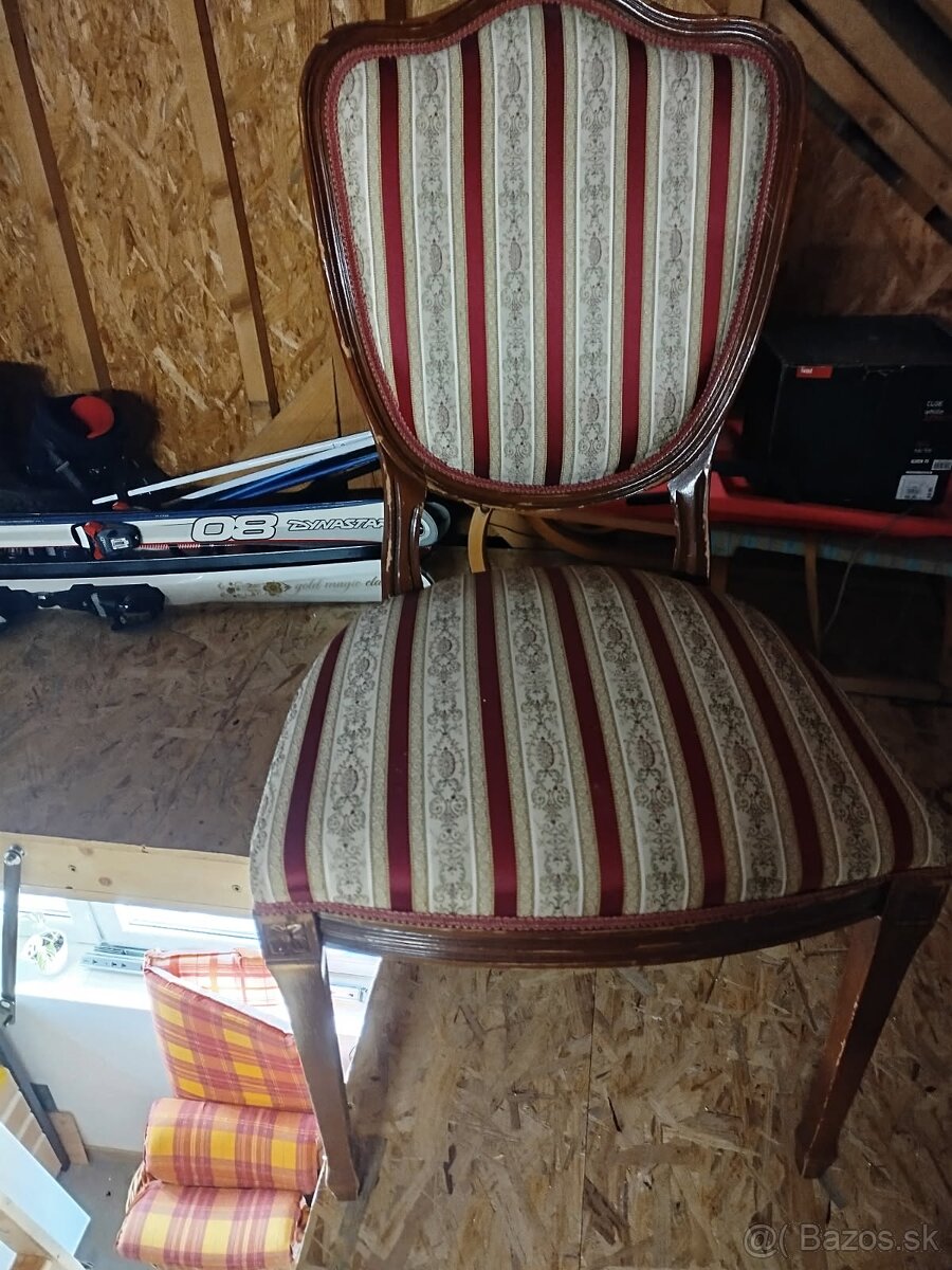 Starožitný nábytok - stolička