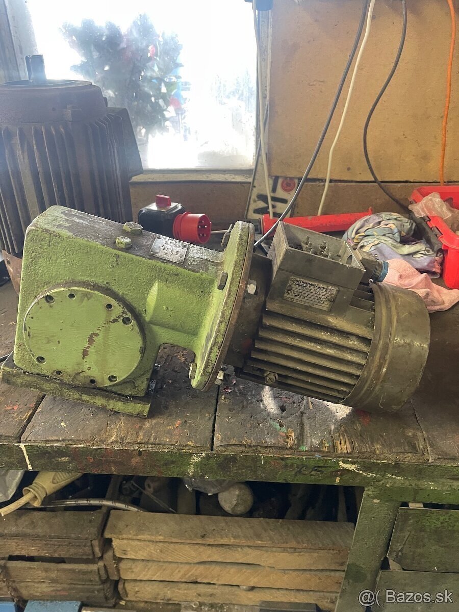Predám motor