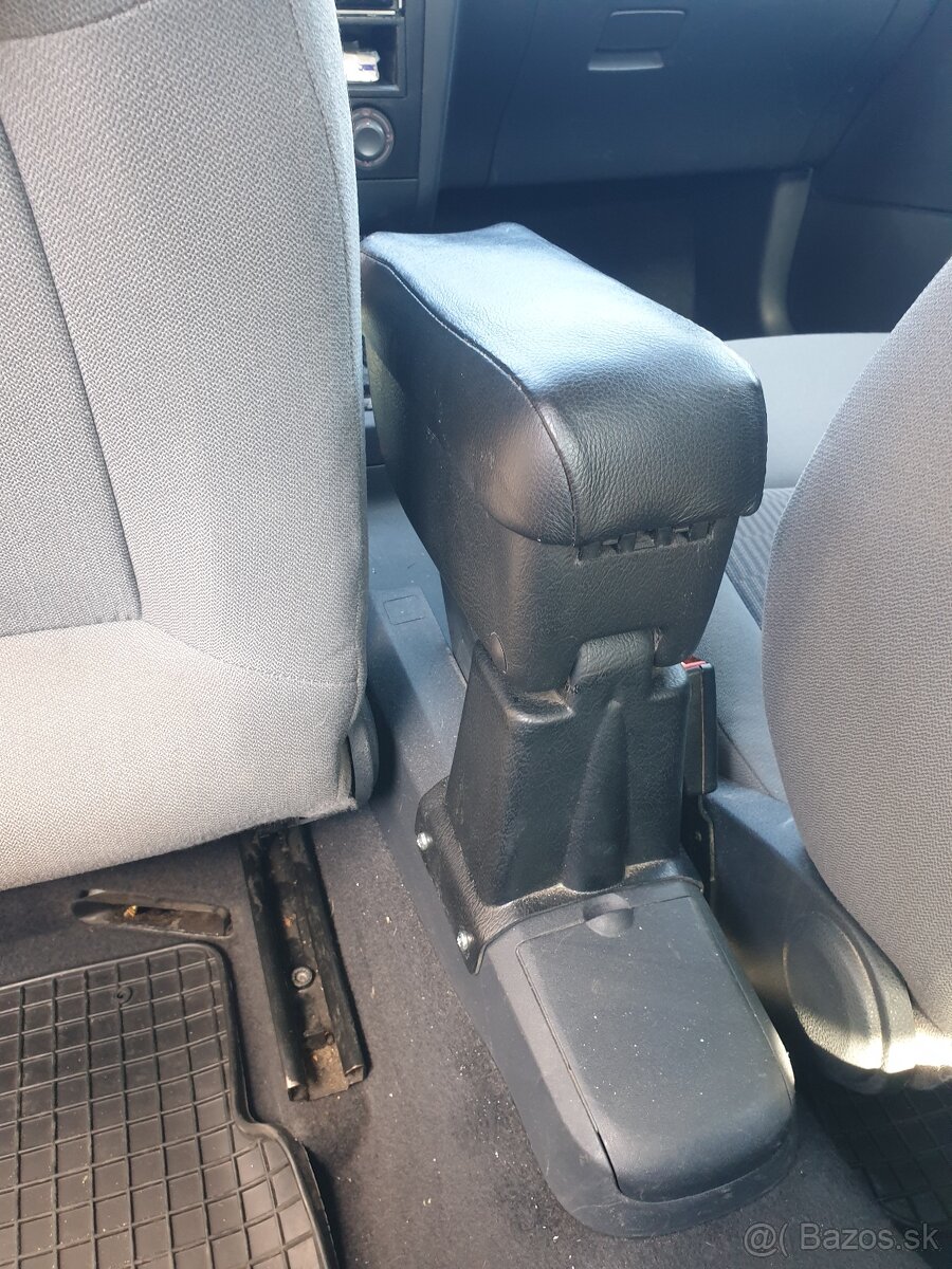 Predam laktovu opierku Seat ibiza Cordoba 6L