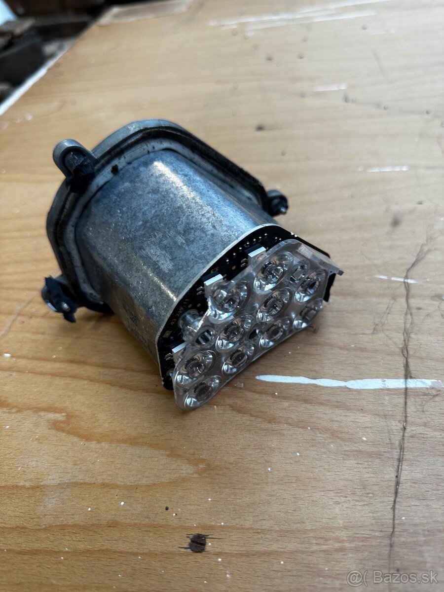 BMW F07 modul smeroviek