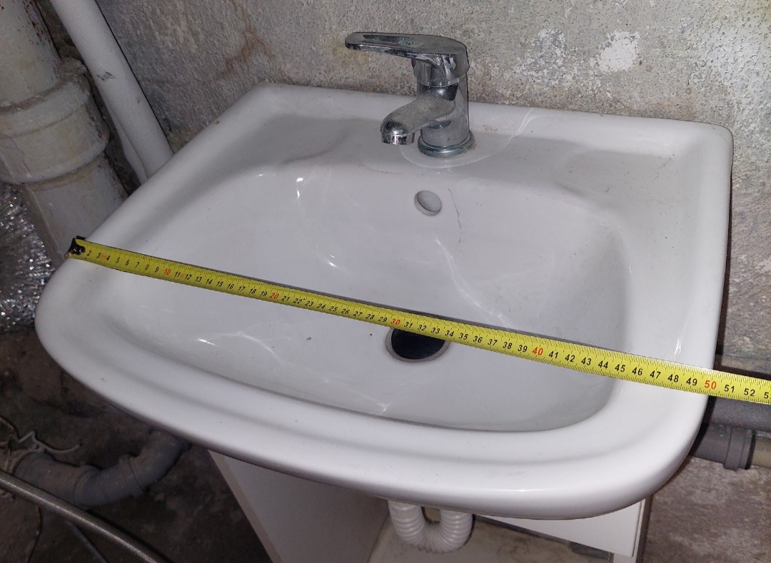 Umyvadlo 50cm ihneď k odberu s bateriou