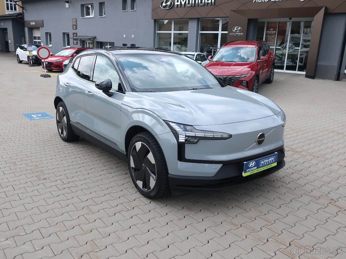 Volvo EX30 315kW TWIN PERF PLUS PANO 1MAJITEL