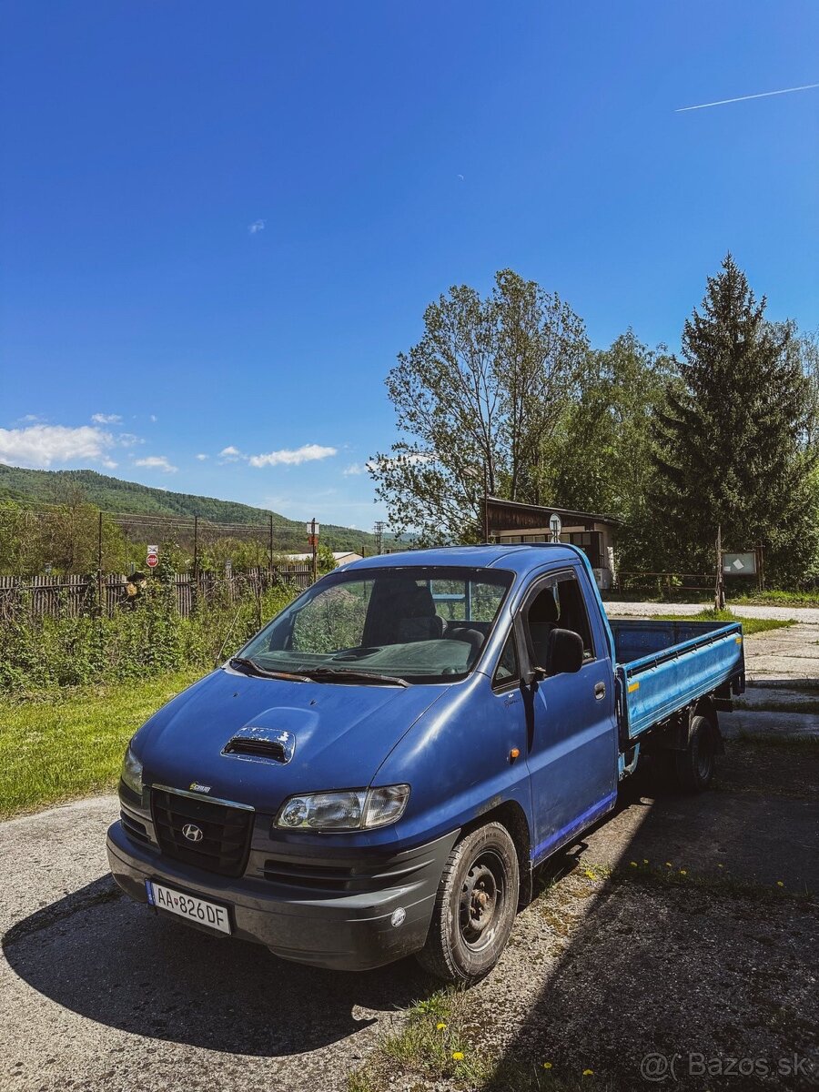 Valnik Hyundai H1