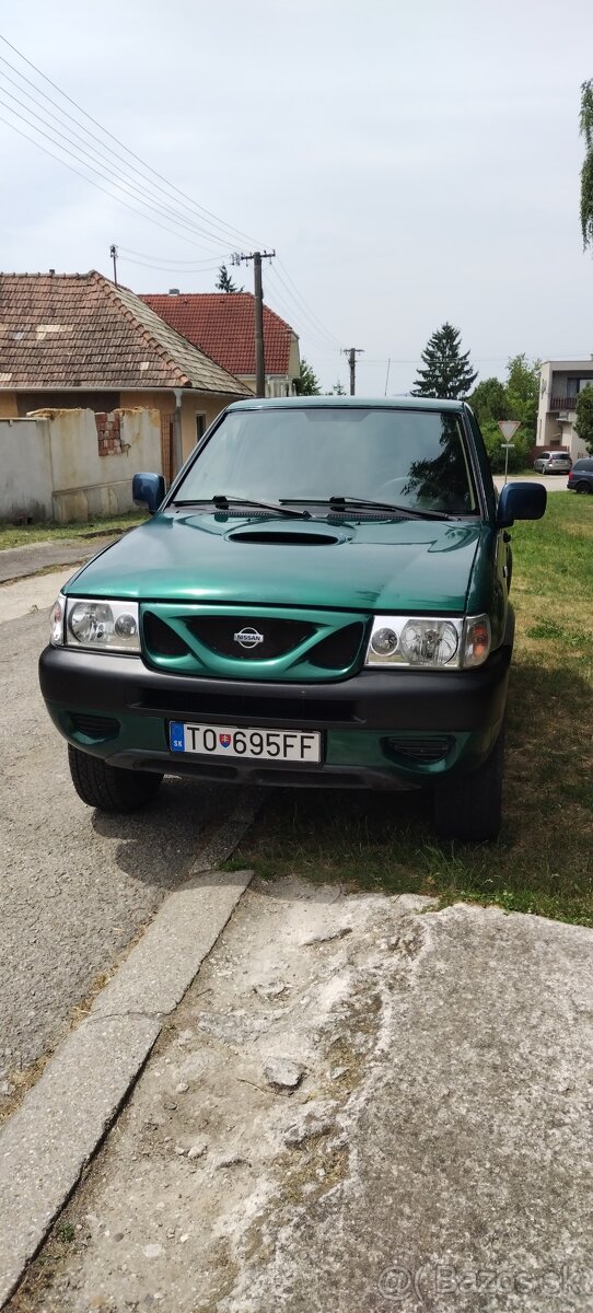 Predám Nissan Terrano 2.7tdi rok. 2000.