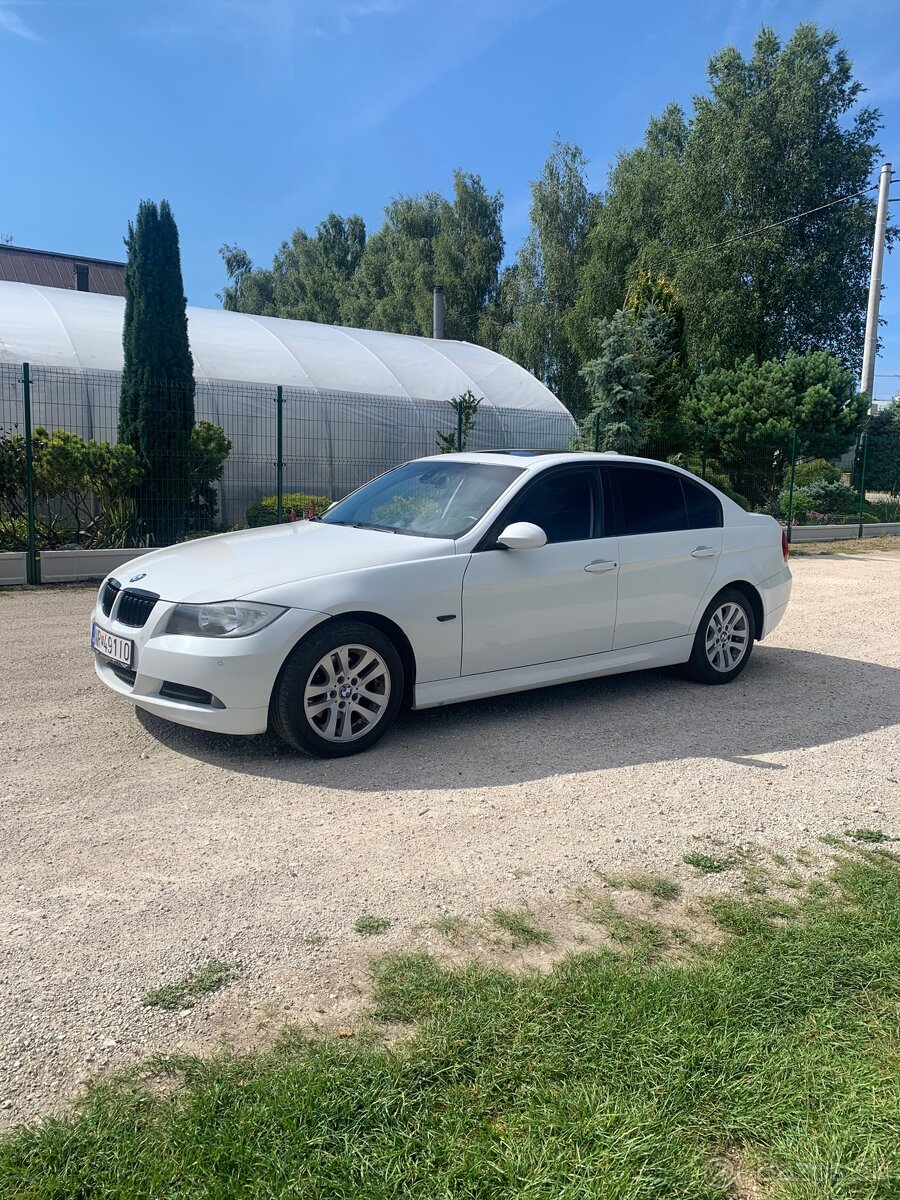 BMW e90