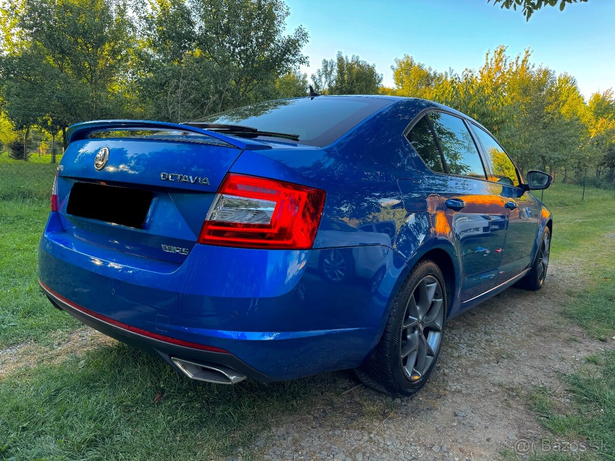 Škoda Octavi 3 RS 2.0TDI 135kW ACC, Line asistent, Keyless