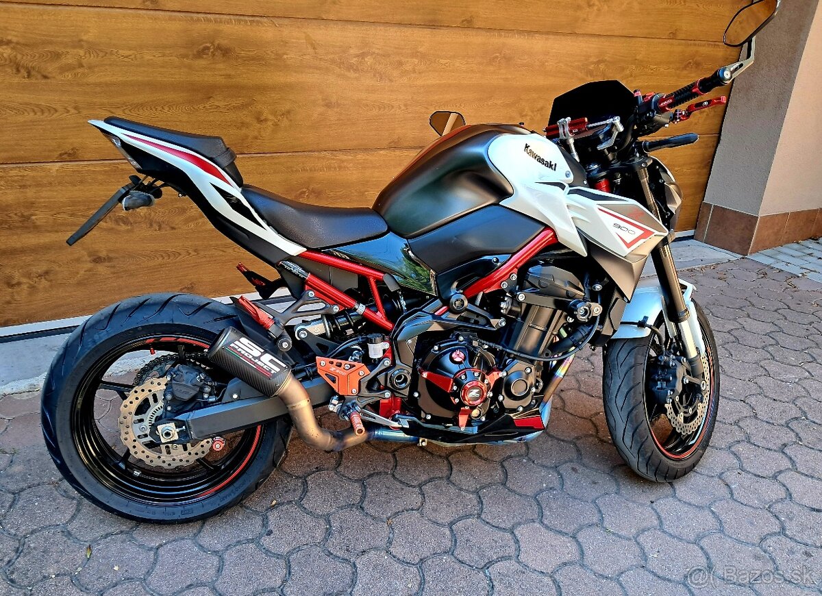 Z 900