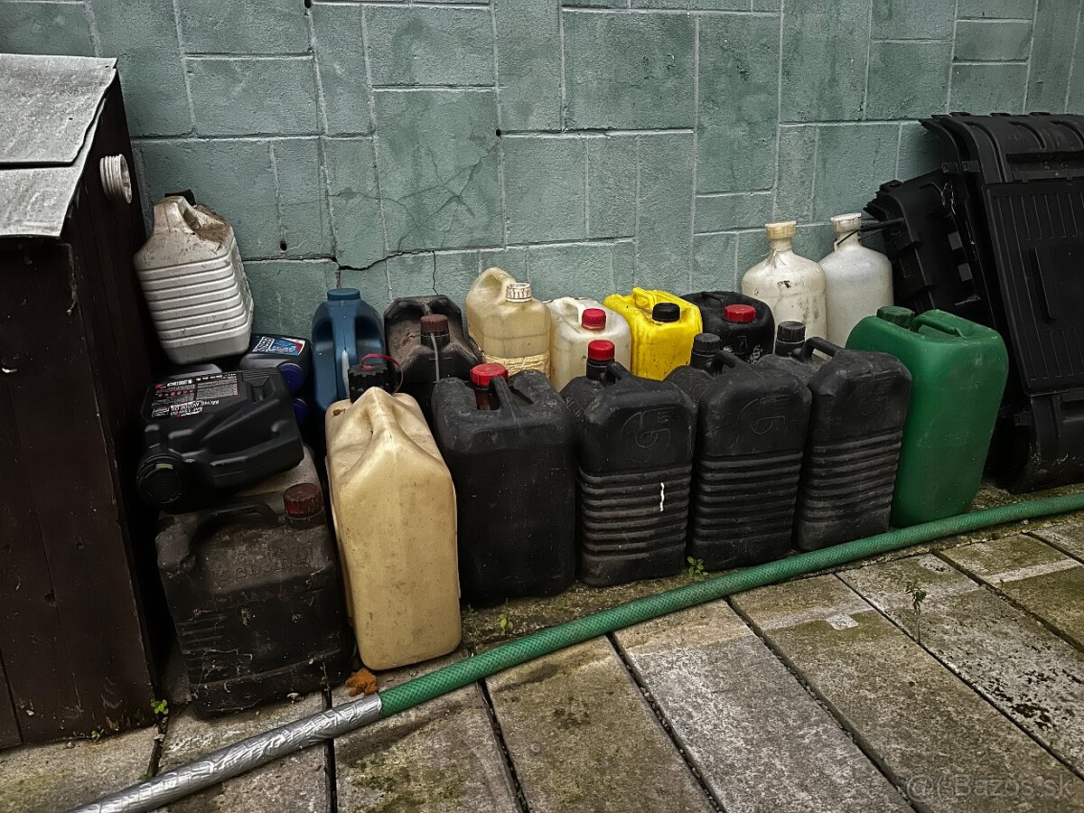 Darujem rozne bandasky