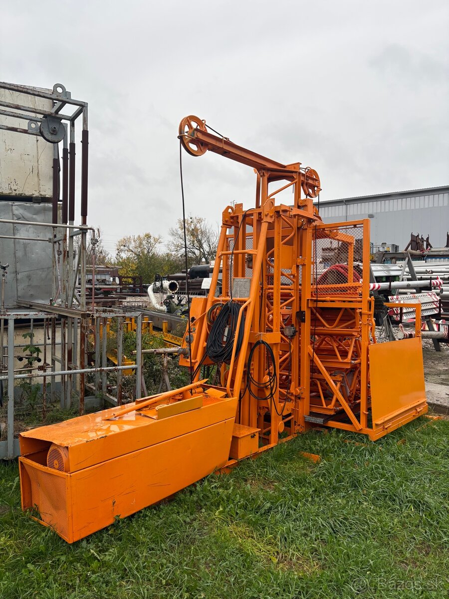 Ponúkam na predaj funkčný stavebný výťah