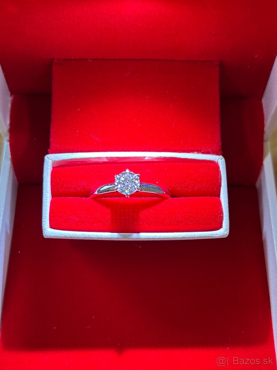 Zásnubný prsteň 0,55 ct VVS1 IGI