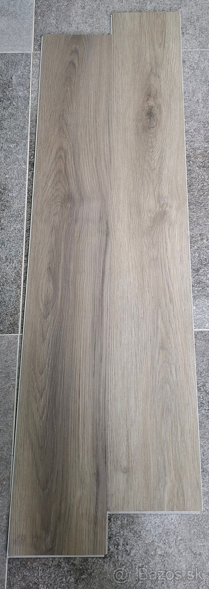 Predám kompozitnú vinylovú podlahu SPC imitácia dreva 9204