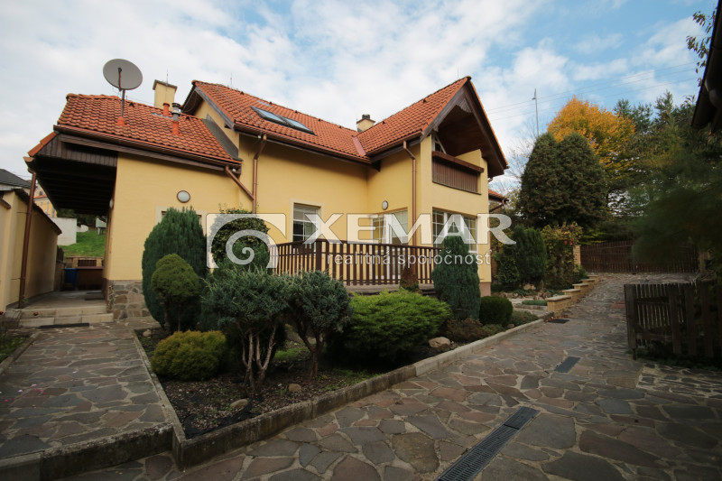 Na predaj rodinný dom v meste Žiar nad Hronom ZĽAVA