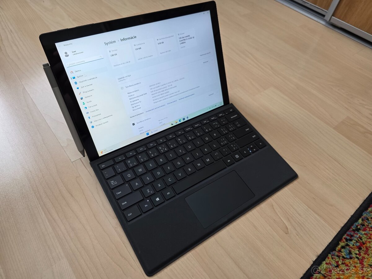 Microsoft Surface Pro 7+