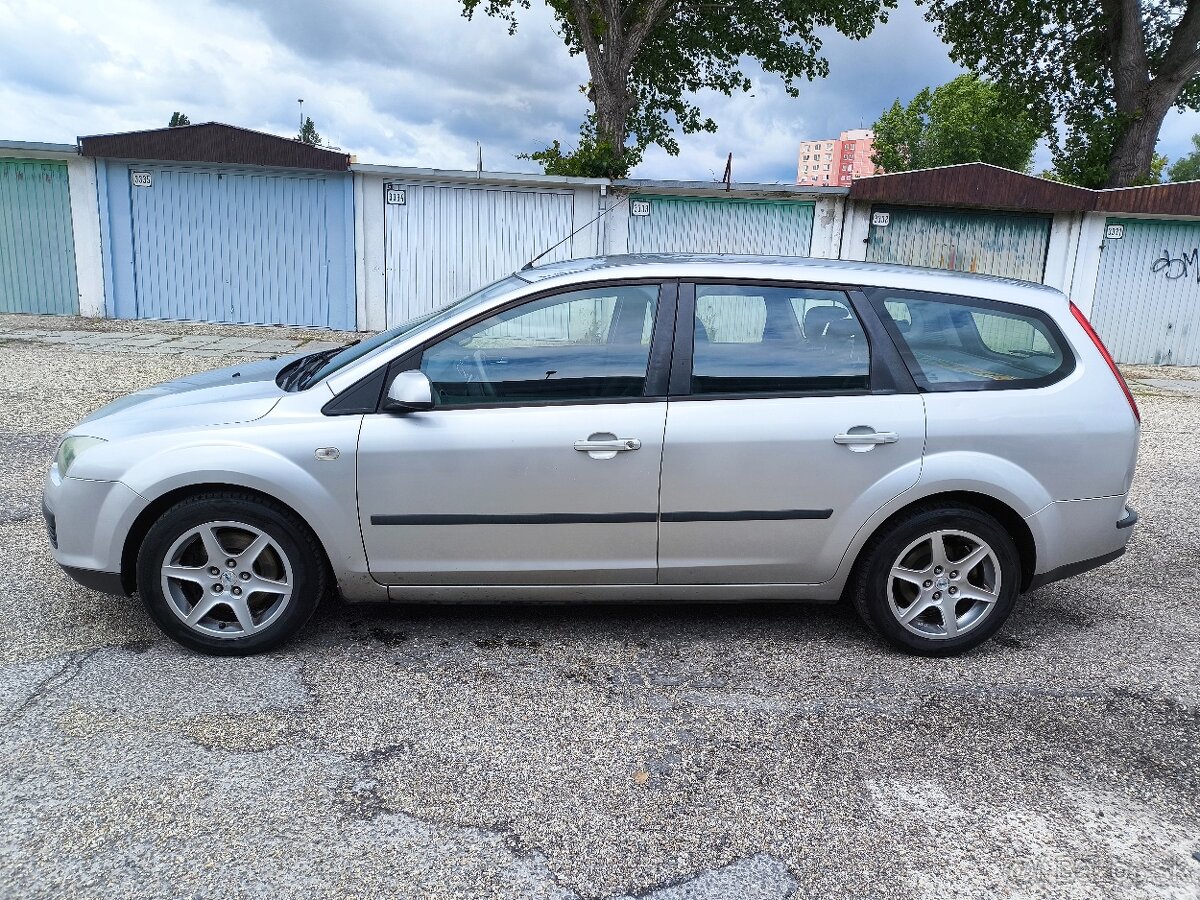 Predám Ford Focus combi