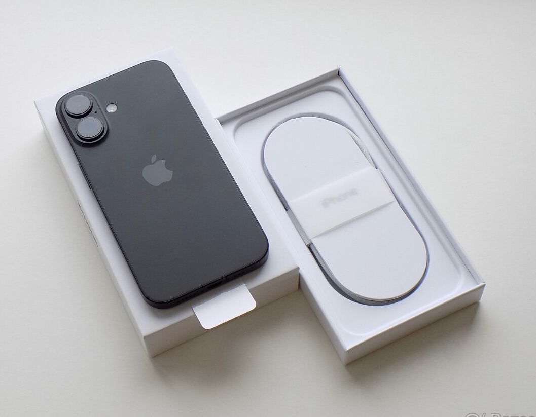 iPhone 16 Black 256GB