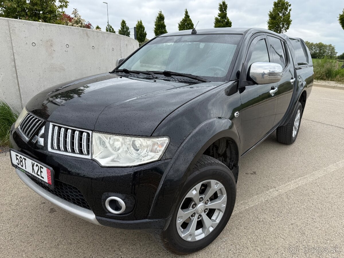 MITSUBISHI L200 2014 2.5D 4X4 + SUPERSELECT UZÁVIERKA