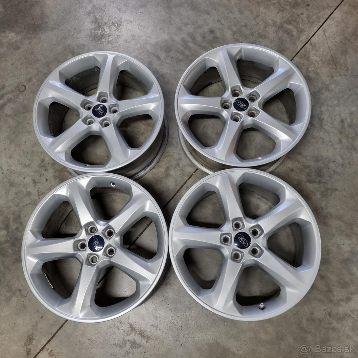 Hliníkové FORD disky 5x108 R18 8J ET55