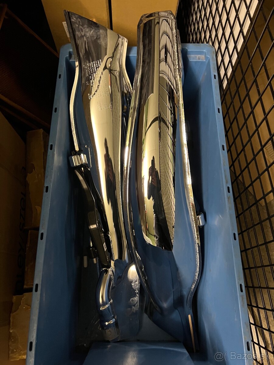 Predám originálne výfuky na BMW R18, nové