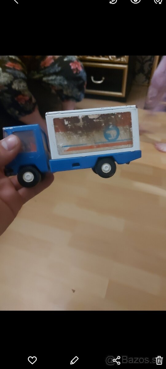 Auto