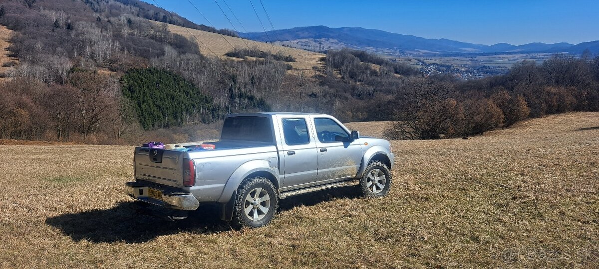 Predám Nissan Navara 2.5tdi Dovoz Anglicko