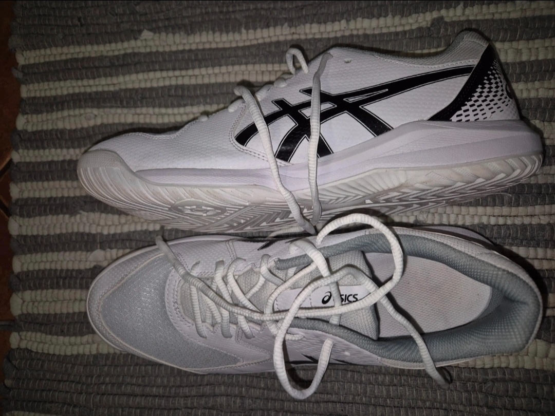 Asics indoor tenisky