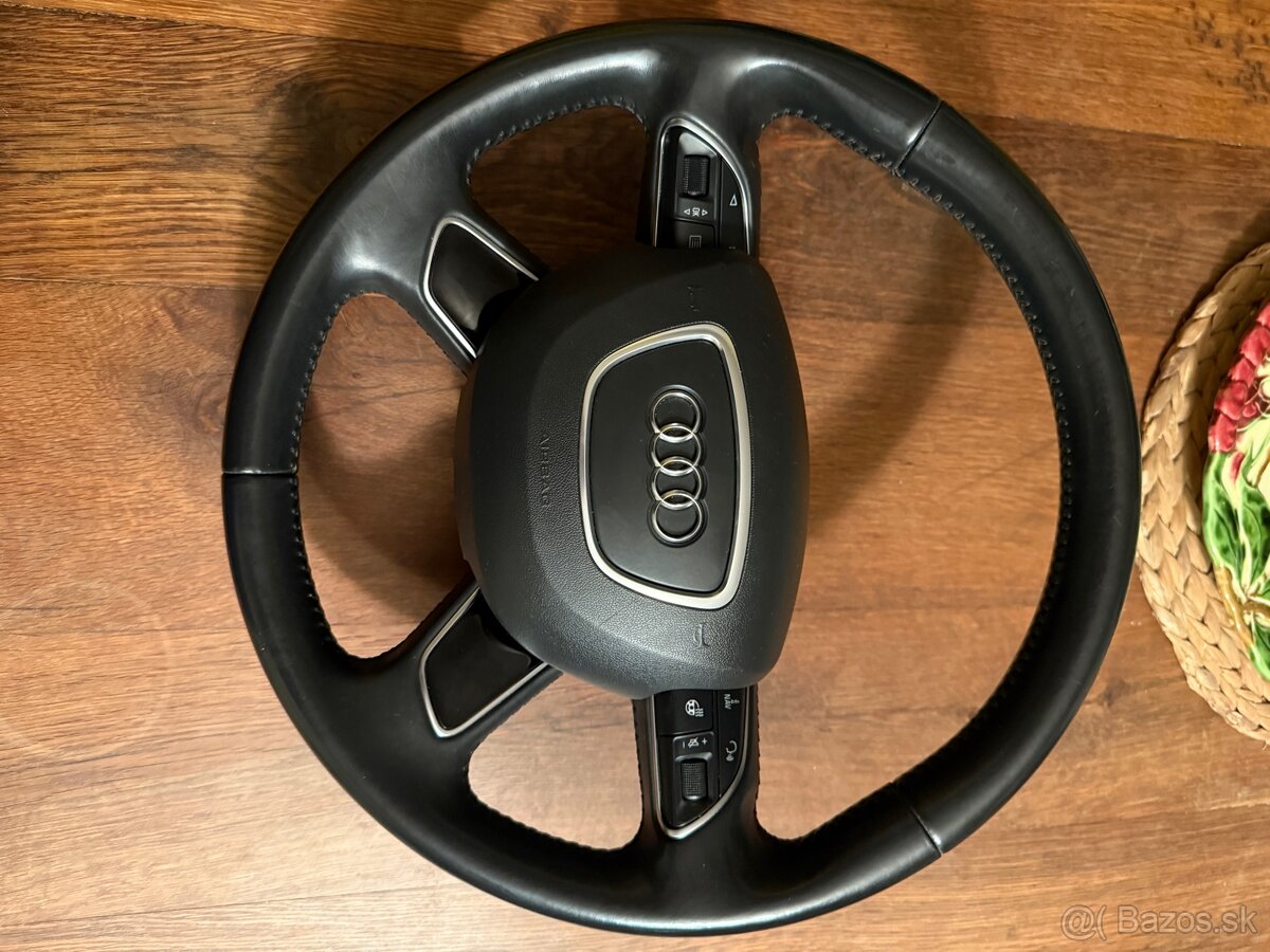 Vyhrievaný volant Audi a4 a5 a6 a7 a8 vo velmi dobrom stave