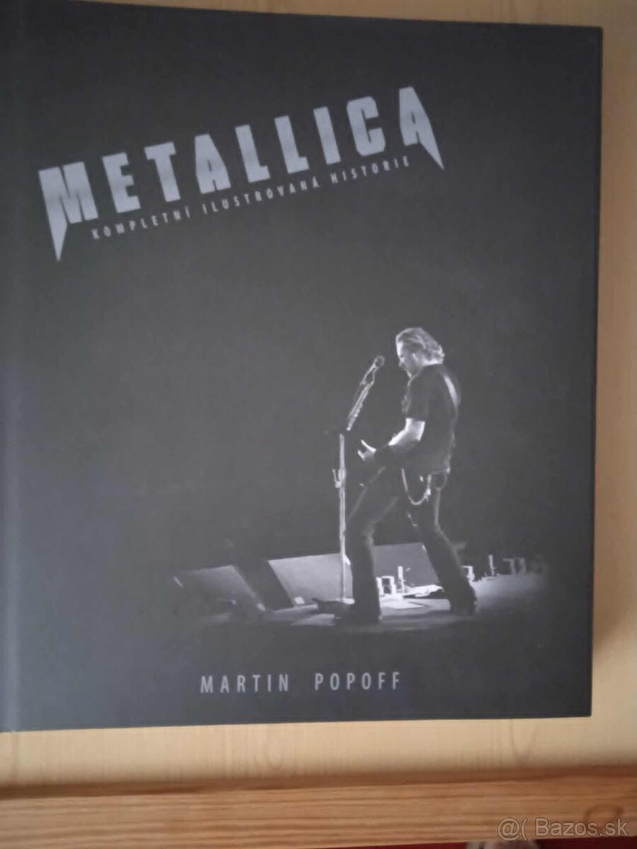 predám novú knihu Metallica