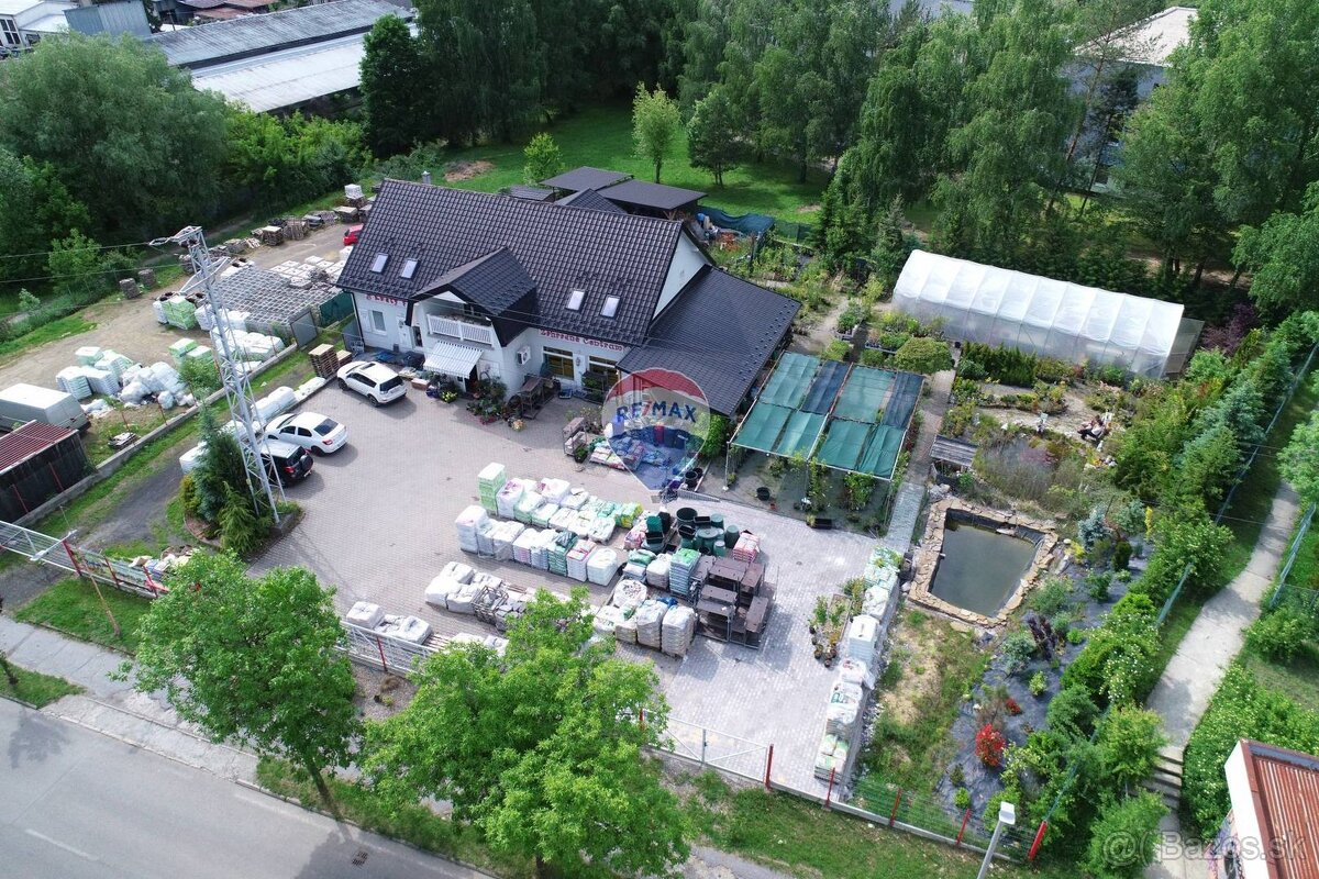 Záhradné centrum na  prenájom, 1800m2, Snina