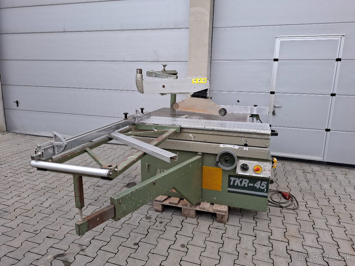 Formátovacia píla Altendorf TKR-45 s predrezovacím agregátom