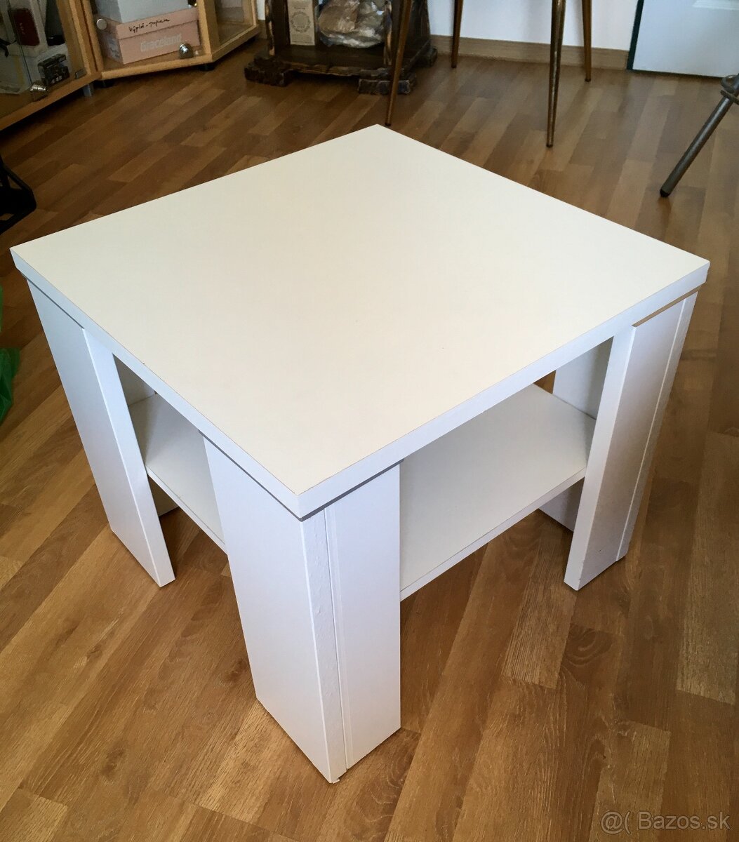 Drevený stolík, mini stôl, podstavec pod ťažké zariadenie