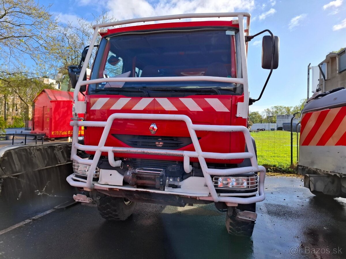 Hasičské vozidlo, Renault 4×4 CCF 2000L