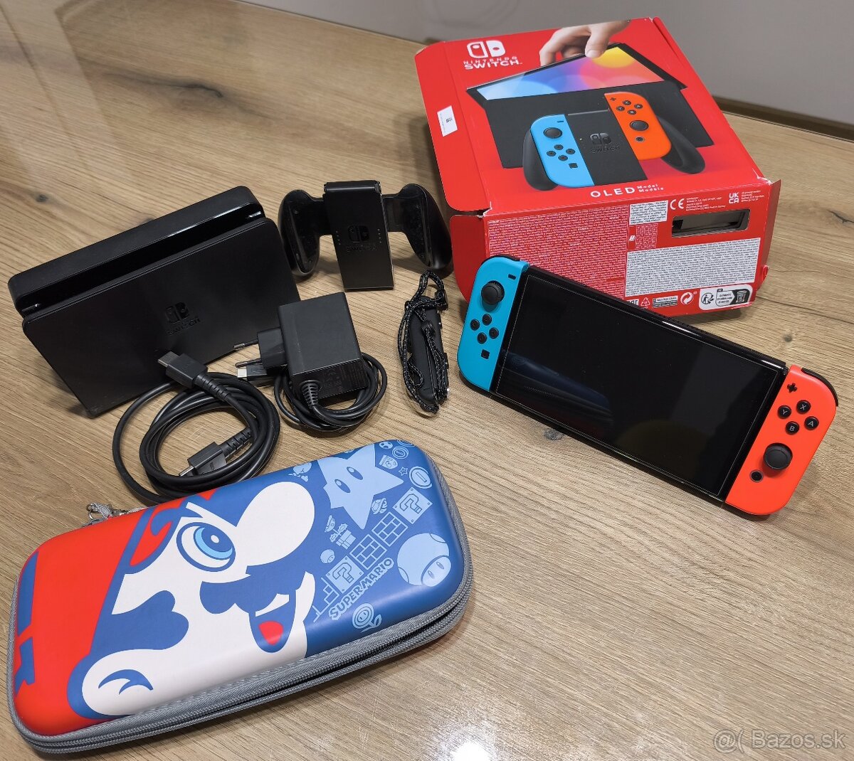 PREDÁM NINTENDO SWITCH OLED