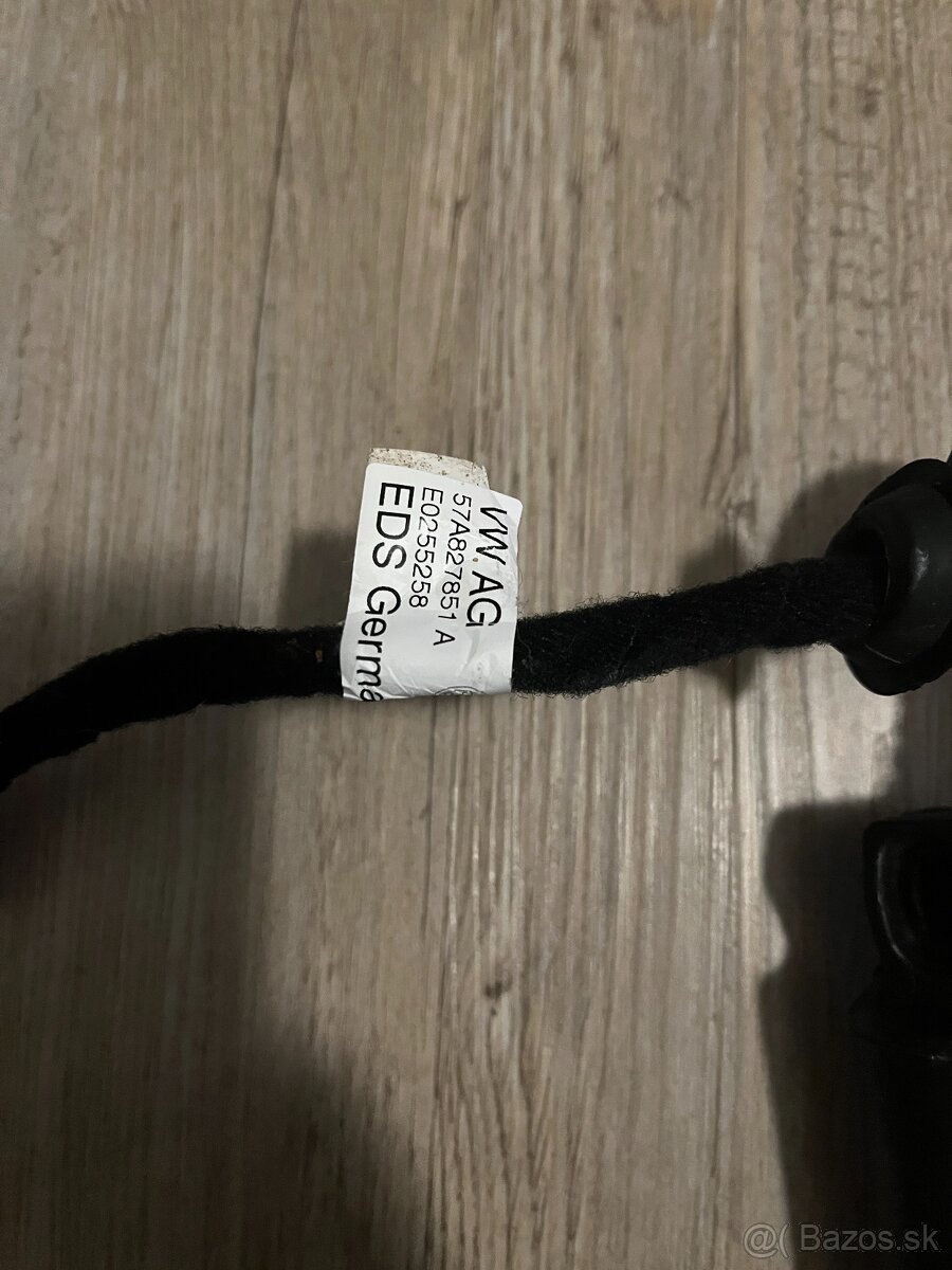 Elektrická vzpera pravá WV,Škoda, Seat