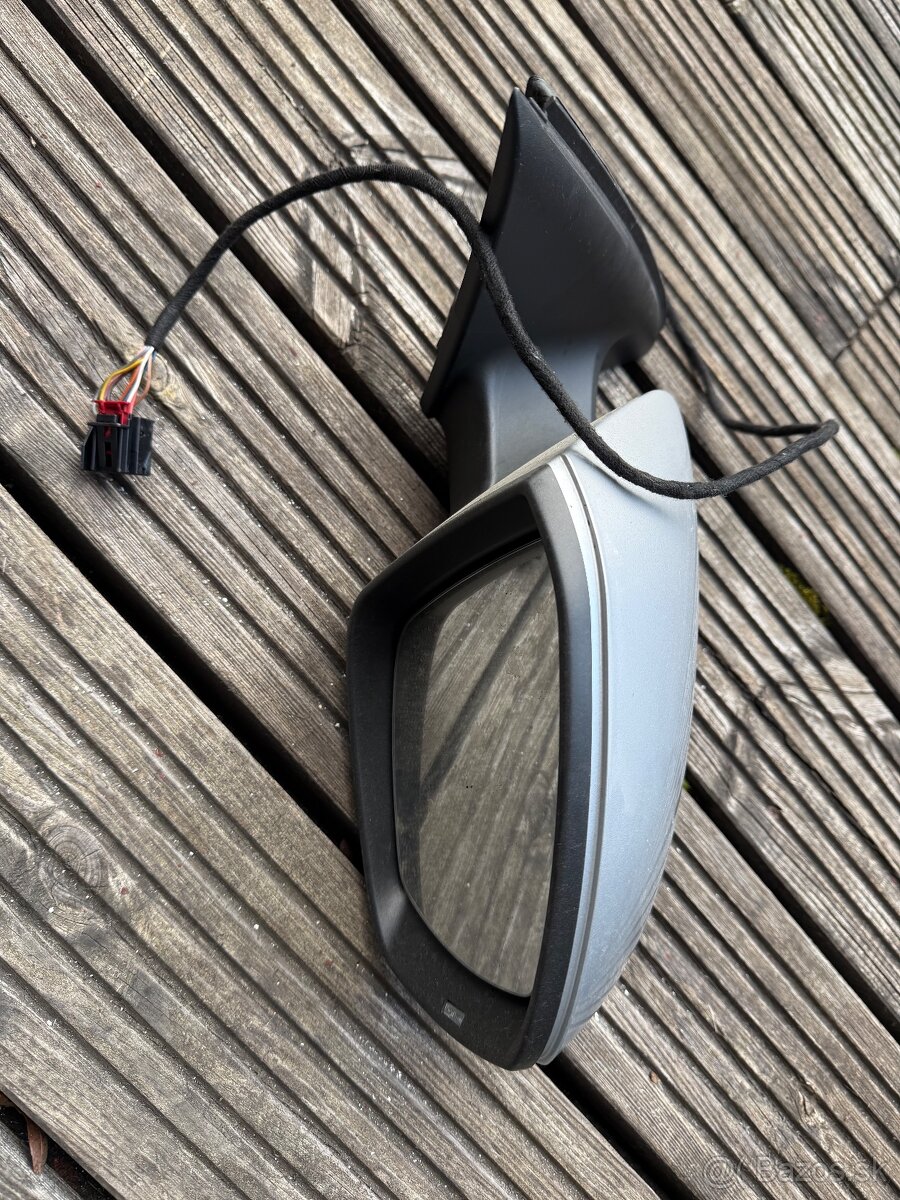 Spätné zrkadlo octavia 3