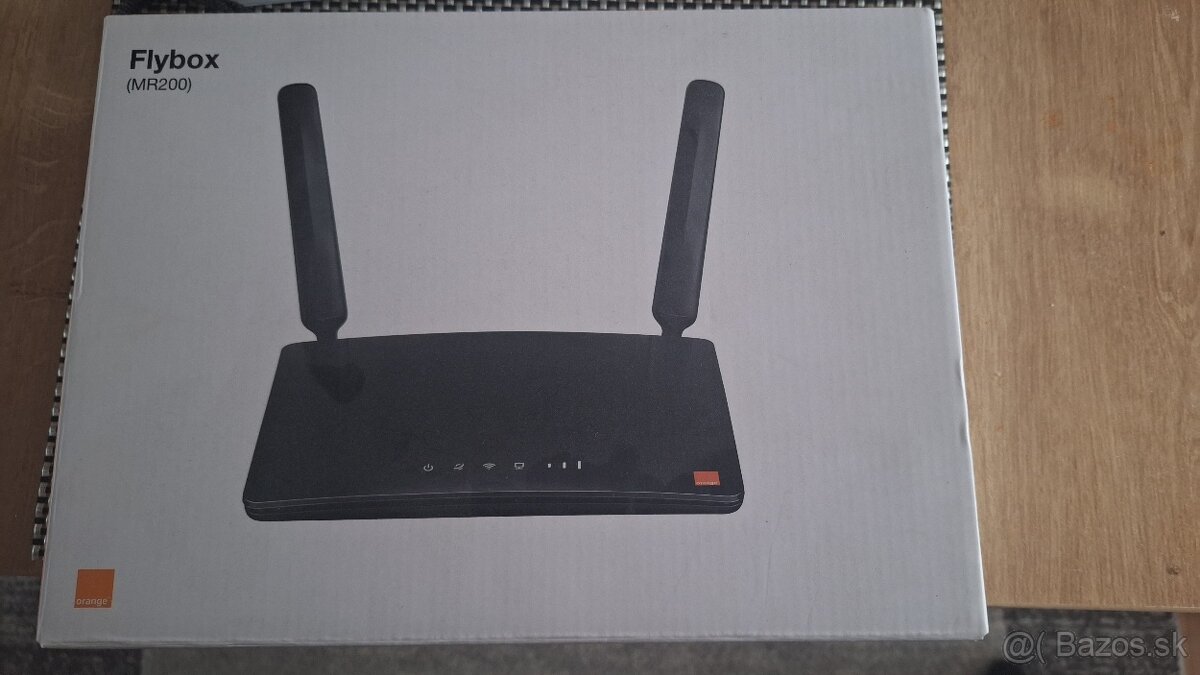 FlyBox MR200 Router