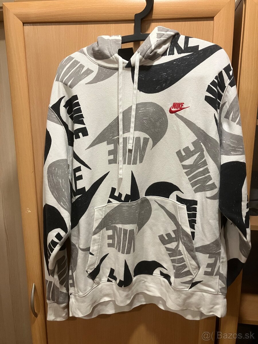 Nike XL