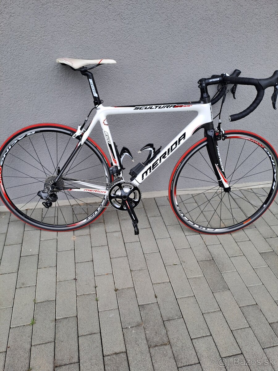 Merida Scultura EVO 905-E-Com UD/biely(červený)