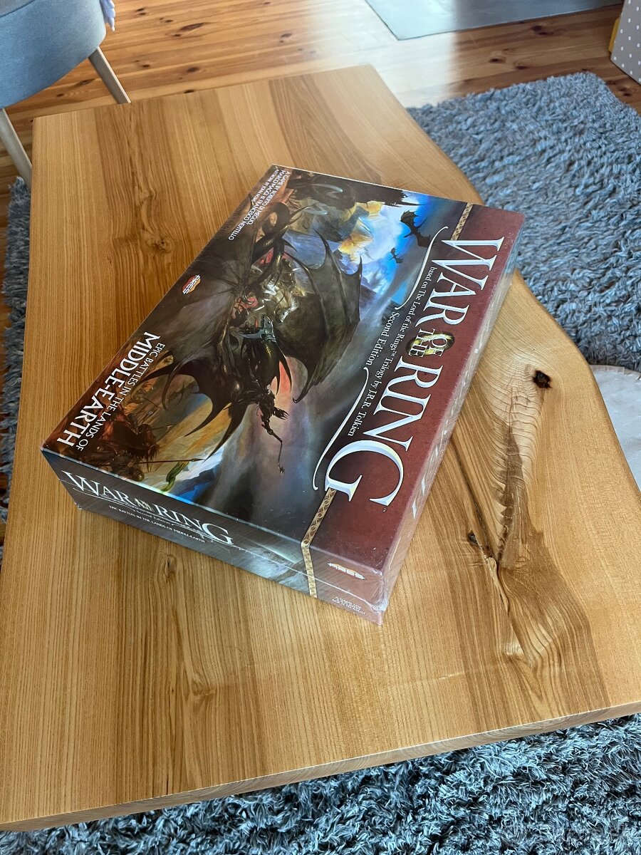 Spolocenska hra War of the Ring (second edition)