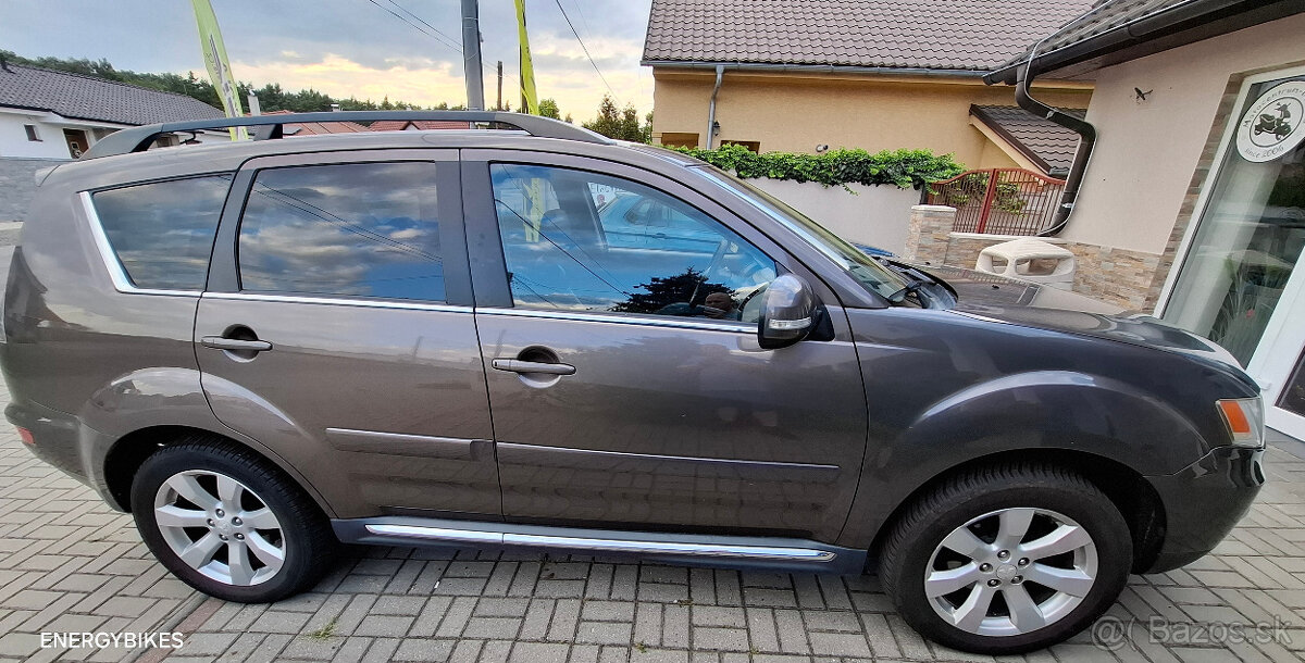 Predám Mitsubishi Outlander 2.2 DI-D 130kw r.v.2012