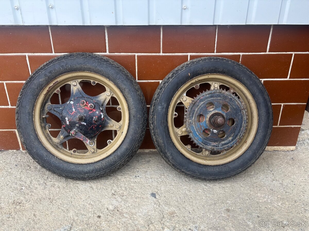 Kolesá MOPED/SKUTER