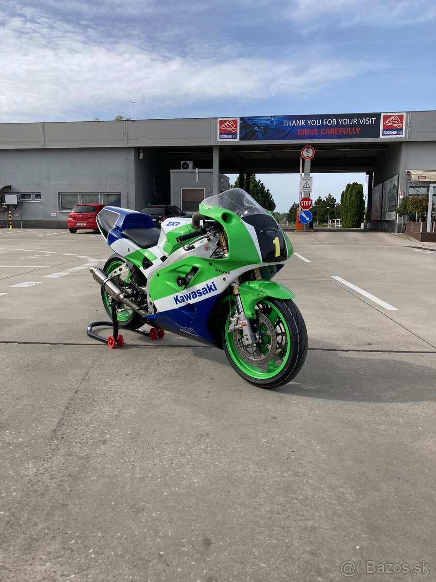 Kawasaki ZXR 400 okruhovka Vintage