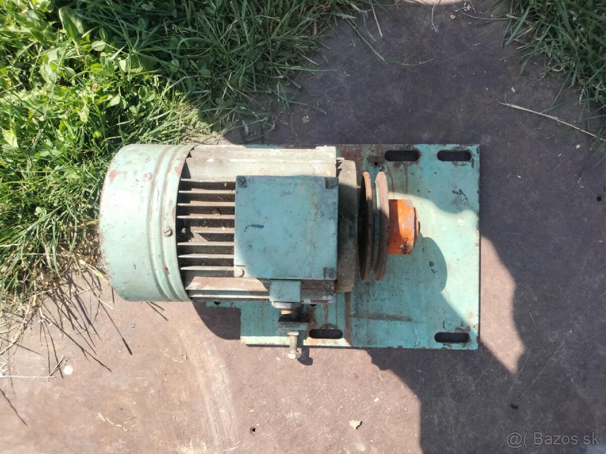 Elektromotor 2,2 kW (8)