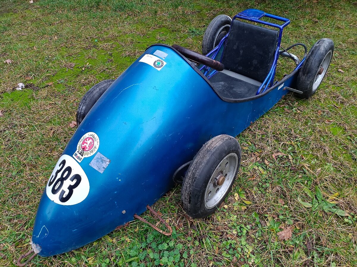 Závodní hurtovnice minikára